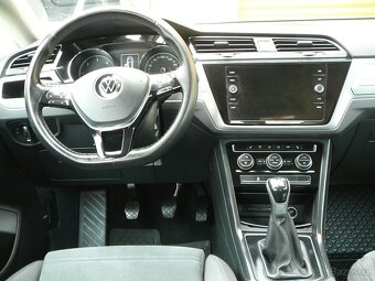 VW TOURAN 2.0 TDI 90KW FULLLED NAVI ACC FRONT EL.TAŽNÉ 2021 - 7