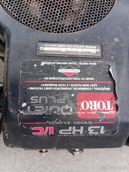 Prodám zahradní traktor Toro 13Hp - 7