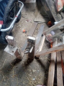 Kubota b 7000 + příslušenství - 7