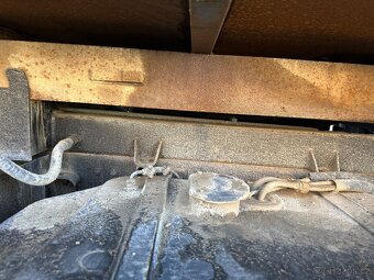 AVIA D90 118KW CUMMINS MOTOR - 7