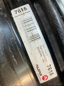 Toyota Yaris 3 plechy - 7