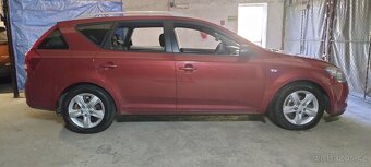 Kia Ceed - 7