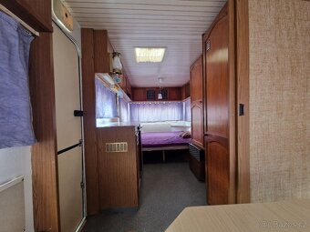 Karavan na pevné stání - 7
