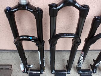 Nové vidlice Fox, Rock Shox, SR Suntour - 7