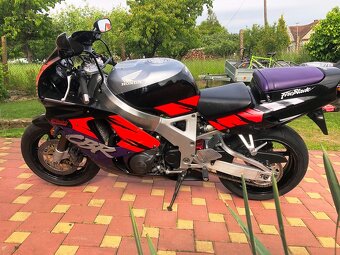 Honda CBR 900 RR Fireblade, SC28, SC33 - 7