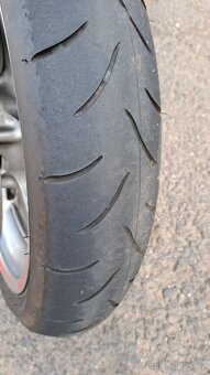 Yamaha fz1 - 7
