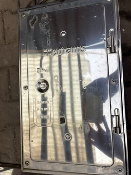 Prodám nerezový komín výška 5 m a průměr 180 mm - 7
