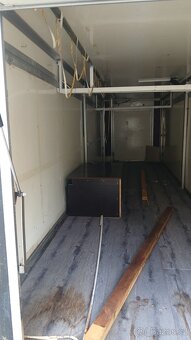 Prodám pojízdnou prodejnu stanek foodtruck - 7