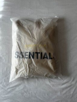 Essentials mikina - M (165-180cm) - žlutá - 7