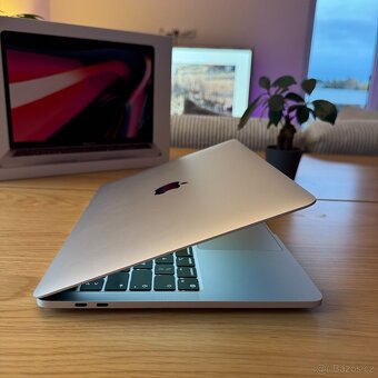 💻 Macbook Pro 13" M1 TouchBar 512GB SSD/ 8GB RAM - 7