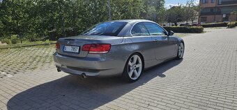 BMW 335i e93 Originální stav - Servisované - Navigace - 7