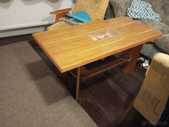 Konferenční stolek - 7