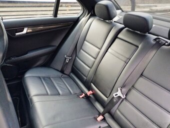 Mercedes Benz C63 AMG W204 - 7