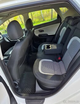 Kia Ceed 1.6 GDI DCT Platinum Edition - 7