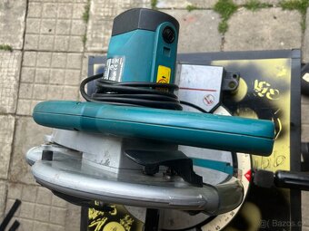 MAKITA Zkracovací a pokosová pila 255mm,1500W MLS100N - 7