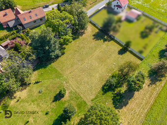 Prodej prostorného stavebního pozemku v Přívratě  1 783 m - 7