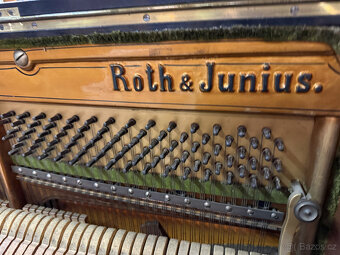 Dvakrát klavír- piano po servisu - 7