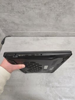 Herní notebook ASUS TUF Gaming 17 - i5/RTX 3050/16GB RAM - 7