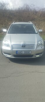 Toyota Avensis - 7