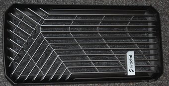 Fractal Design Torrent Black TG, super airflow,USB-C vpředu - 7