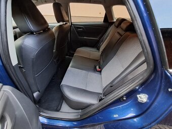 Toyota Auris 1,6i, 97 kW - 7