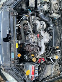 Subaru Legacy 2009 2.0 110KW Veskere dily z vozu - 7