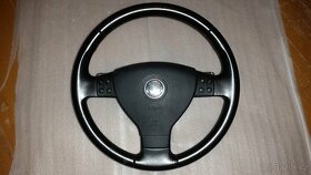 VW Passat B6 maska,tapecirungy,mrizky palubky aj. - 7