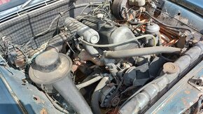 Mercedes w108 220 Diesel - 7