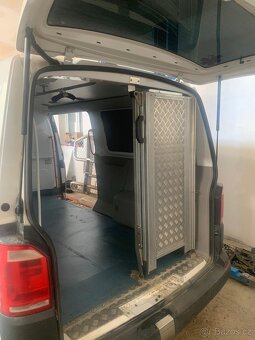 VOLKSWAGEN TRANSPORTER T6/T5 - 7