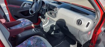Citroen Berlingo 1,6HDI, 80kw Multispace - 7
