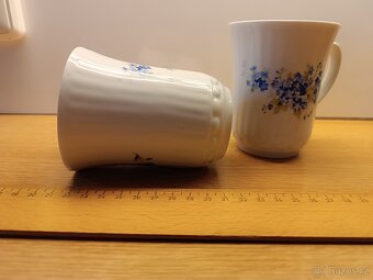 Pomněnky hrnečky - 7