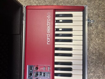 Nord Stage 3 88 dobrý stav+case a Nord Electro 6D73 - 7