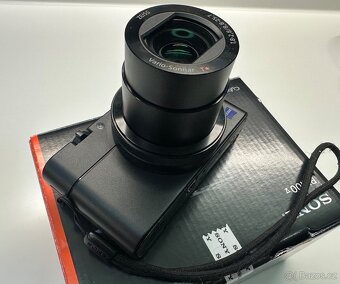 Sony RX100V - 7