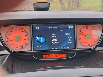 Peugeot 807, 2.0 HDI 100KW 2009 - 7