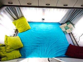 Cestovní karavan HOBBY 470 Classic pro 4 osoby - 7