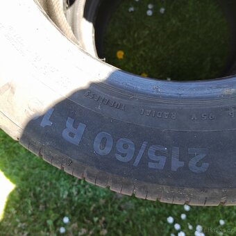 Pneu 215/60 R16 - 7