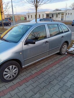 Fabia 2003 1.2 47 kw - 7