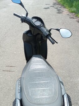 Piaggio new typhoon 125 - 7