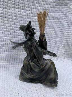 🧙♀️ Socha „Babka z lesa“ - 7