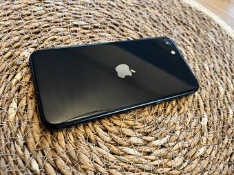 Prodám iPhone SE 2022 128GB black, TOP stav CZ - 7