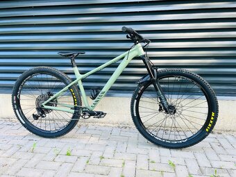 Predám zachovalý enduro hardtail Canyon Stoic 4 - 7