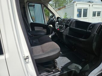 Citroën Jumper 3,0 HDI 130 KW L3H2 6 míst - 7