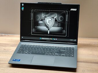 16" 144HZ_MSI VENTURE 16 AI_ULTRA 7 255H_32GB_INTEL ARC 140 - 7