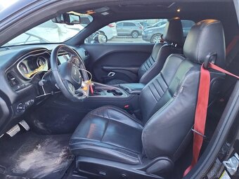 DODGE CHALLENGER SRT 392 6.4 2016 - 7