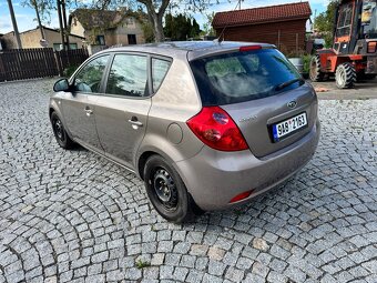 Kia cee’d 1.6 CVVT, 93 kW, r. v. 2009 - 7