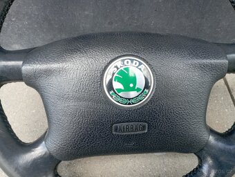 Škoda Octavia 1 kožený volant - 7