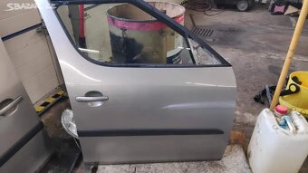 Přední blatníky , kapota a dveře Roomster , Praktik - 7