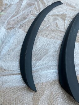 spojlery bmw 7 F01 F02 - 7