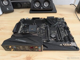 Asus ROG Crosshair VII Hero Wifi X470 - 7