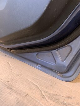 Ford Fiesta 2005, PP a PZ dveře - 7